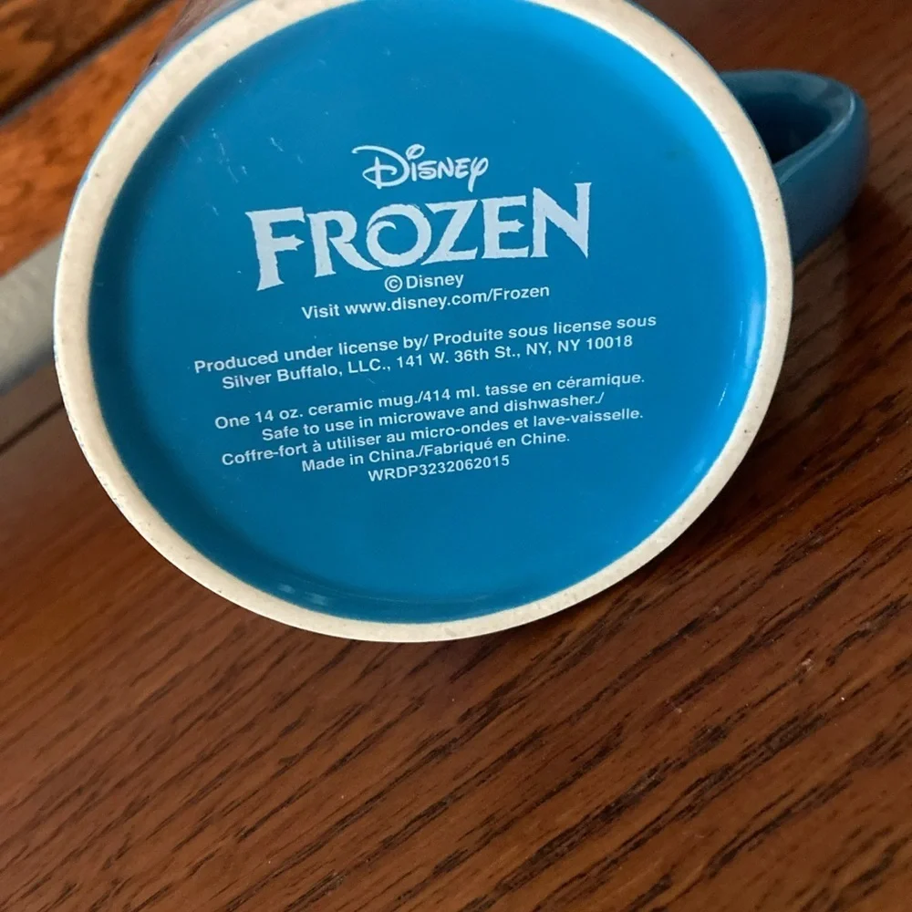 Disney Frozen Queen Elsa Snowflake Princess Blue 14oz Ceramic Coffee Tea Mug Cup